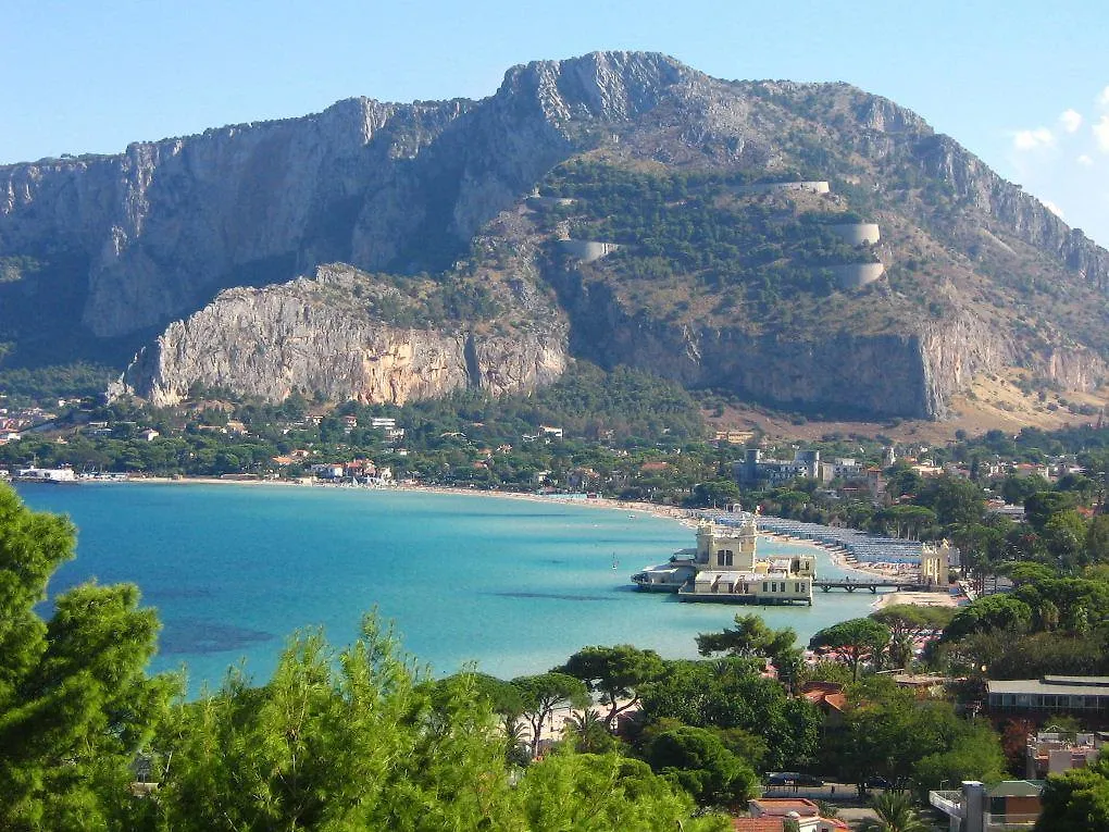 Domus Accomodations Cardillo 0*,  Italien